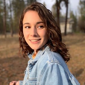 Meet your Posher, Hope